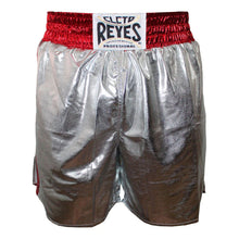 Cargar imagen en el visor de la galería, SHORT DE BOX CLETO REYES SATIN PLATA ROJO