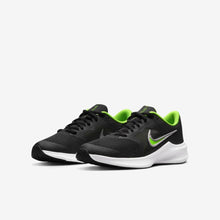 Cargar imagen en el visor de la galería, Tenis Nike Downshifter 11