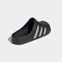 Cargar imagen en el visor de la galería, Sandalias Adidas Suecos Adilette Negro