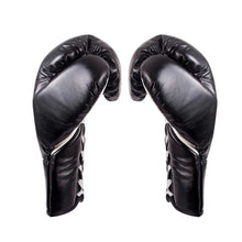 Cargar imagen en el visor de la galería, Guantes Cleto Reyes oficiales de pelea en piel negro 10 oz negro
