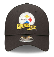 Cargar imagen en el visor de la galería, New Era - Gorra NFL Pittsburgh Steelers 2022 Sideline Coach 39Thirty Stretch

