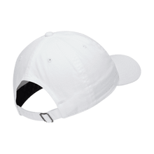 Cargar imagen en el visor de la galería, Gorra Nike Heritage 86 Futura infantil
