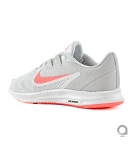 Cargar imagen en el visor de la galería, Tenis Nike Downshifter 9 Blanco
