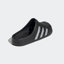 Cargar imagen en el visor de la galería, Sandalias Adidas Suecos Adilette Negro
