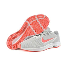 Cargar imagen en el visor de la galería, Tenis Nike Downshifter 9 Blanco
